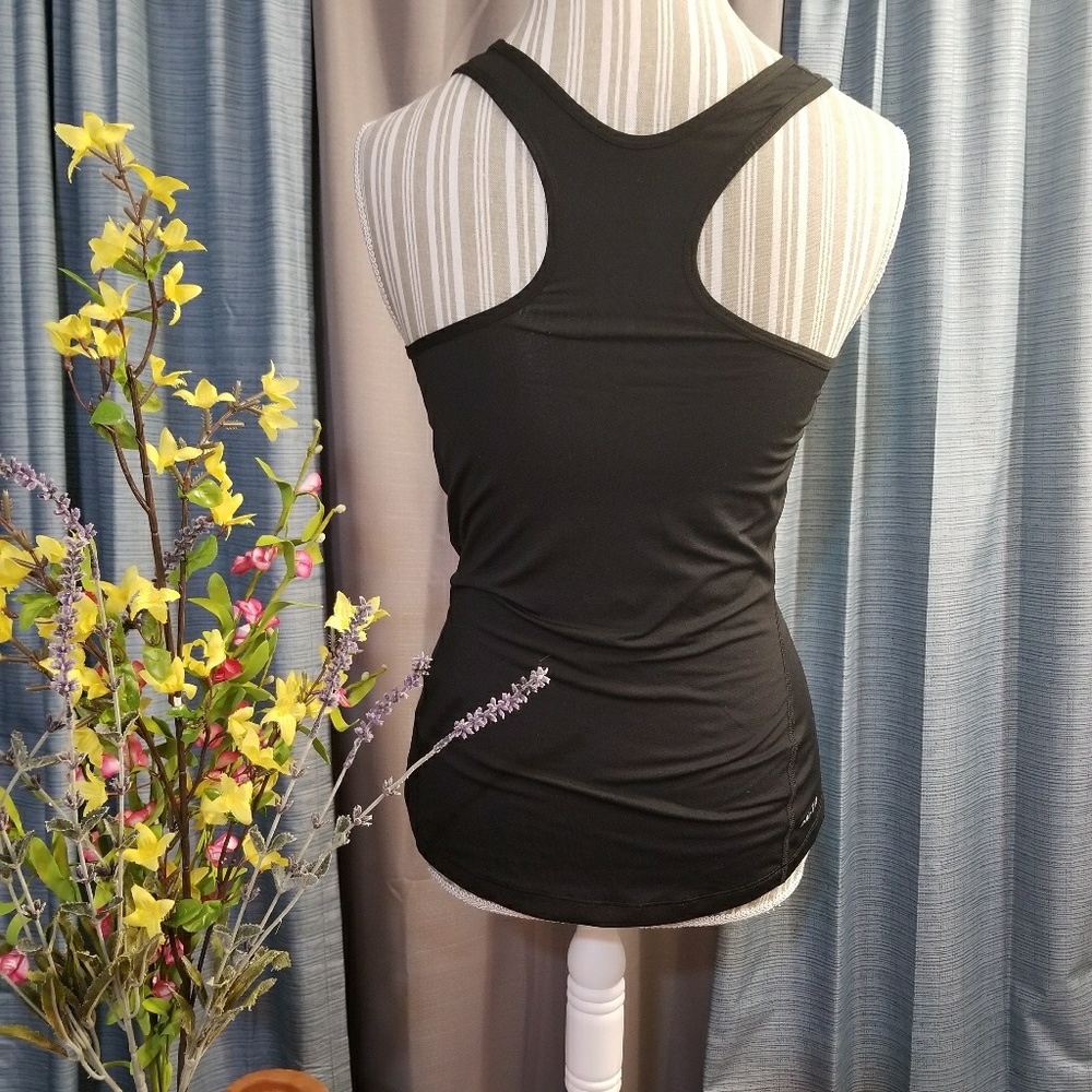 🌻🌺🌻NIKE NWOT DRI-FIT RACERBACK!! - Picture 4 of 6